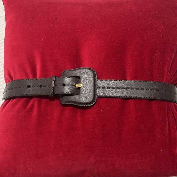 TAHARI WOMENS WIDE LEATHER BELT dark brown Gold hardware 42.5 in main image 5